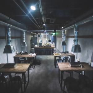赤身焼肉と韓国料理 ウシノカリスマ　小倉店のアルバイト・バイト求人情報-02