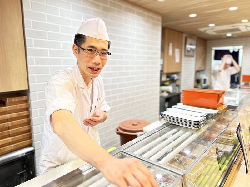 株式会社新宿栄寿司　本店のアルバイト・バイト求人情報-04