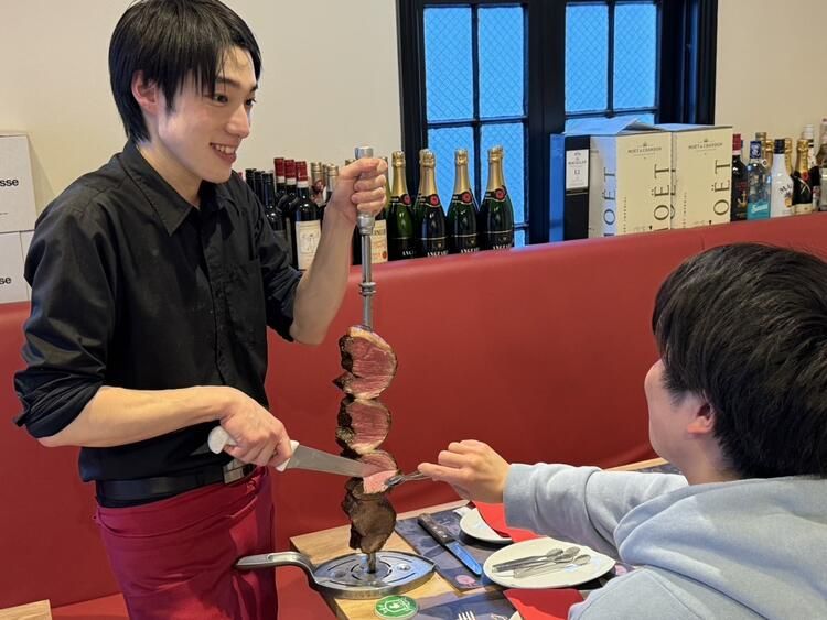 ALEGRIA 梅田NU茶屋町店のアルバイト・バイト求人情報-05