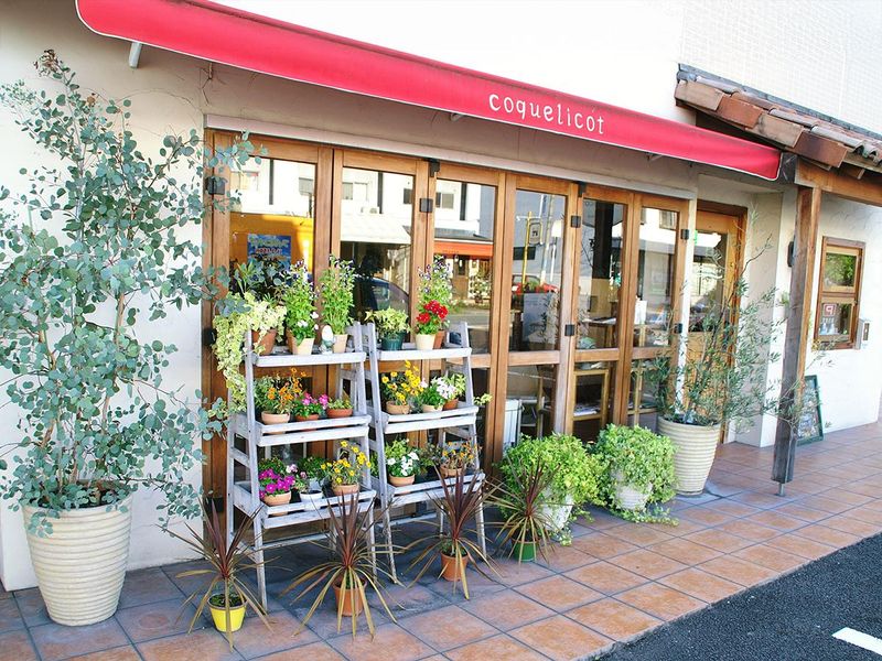 美容院COQUELICOT(コクリコ)のアルバイト・バイト求人情報-03