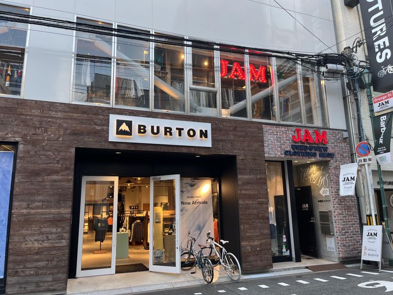 古着屋JAM 堀江オレンジストリート店のアルバイト・バイト求人情報-01