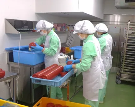 不二家商事　関西大学初等部中等部給食厨房(高槻ミューズキャンパス)のアルバイト・バイト求人情報-02