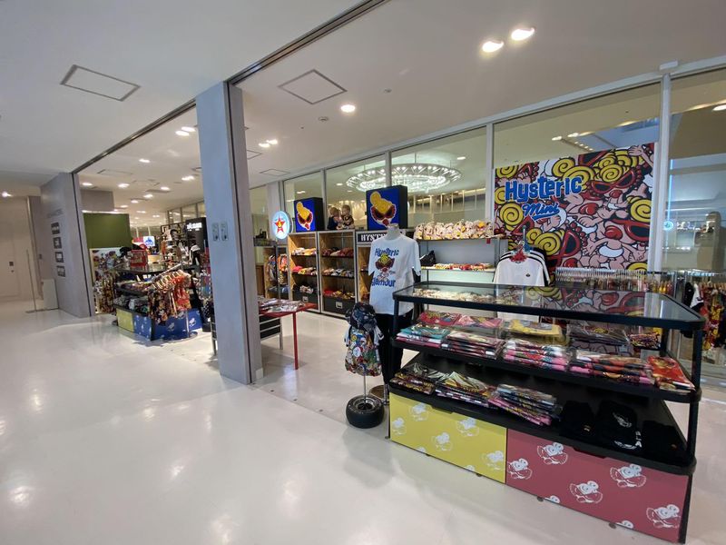 HYSTERIC MINI(ヒステリック ミニ)阪急うめだ本店のアルバイト・バイト求人情報-03
