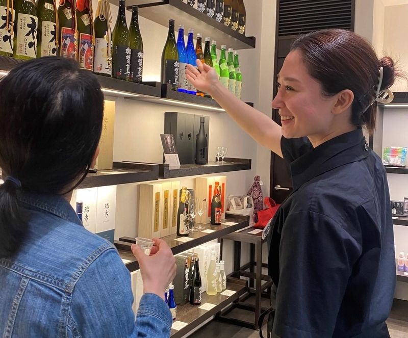 SAKE SHOP福光屋 東京ミッドタウン店のアルバイト・バイト求人情報-04