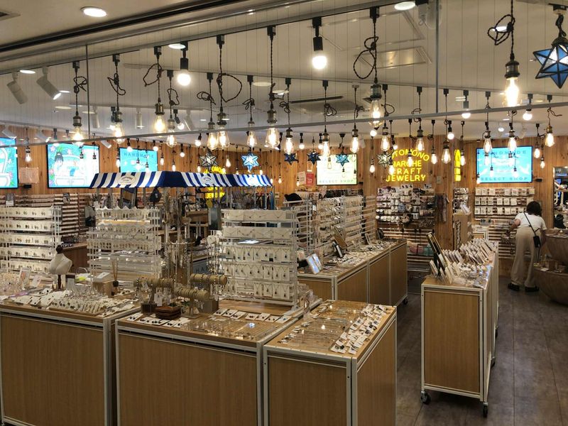 コトモノマルシェ　アミュエスト博多店のアルバイト・バイト求人情報-02