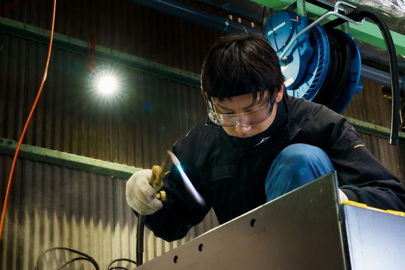 スズヒロフォークリフト株式会社の求人・転職情報-03