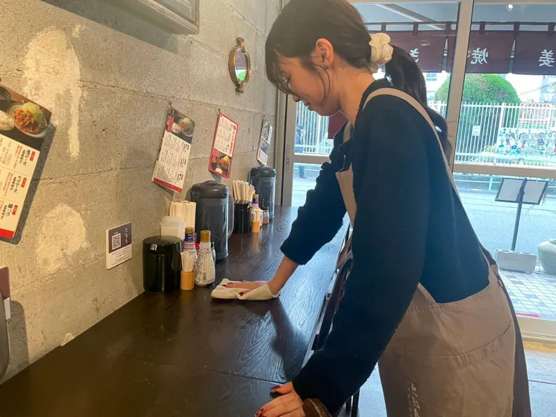 生姜焼き食堂　上出来　南船場店のアルバイト・バイト求人情報-05