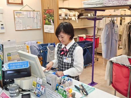 やなぎ屋　本社の求人情報