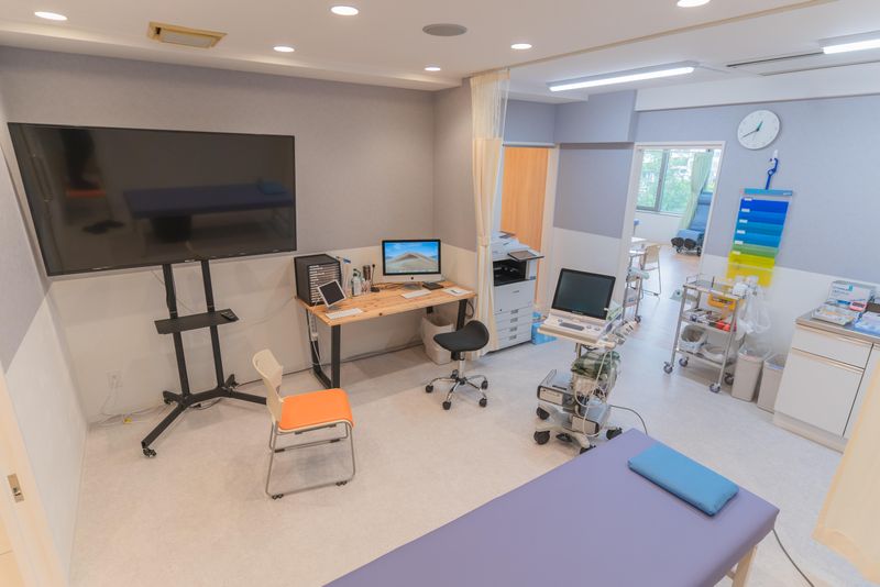 Okuno Clinic. 東京 銀座のアルバイト・バイト求人情報-03