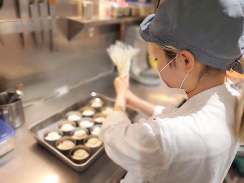 福岡・VIORO店　カフェ&ブックスビブリオテークのアルバイト・バイト求人情報-02