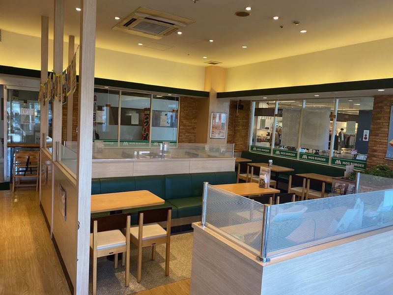 モスバーガー プラッセ川内店のアルバイト・バイト求人情報