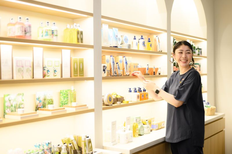 ロクシタンジャポン株式会社/ロクシタン いよてつ髙島屋店のアルバイト・バイト求人情報-03