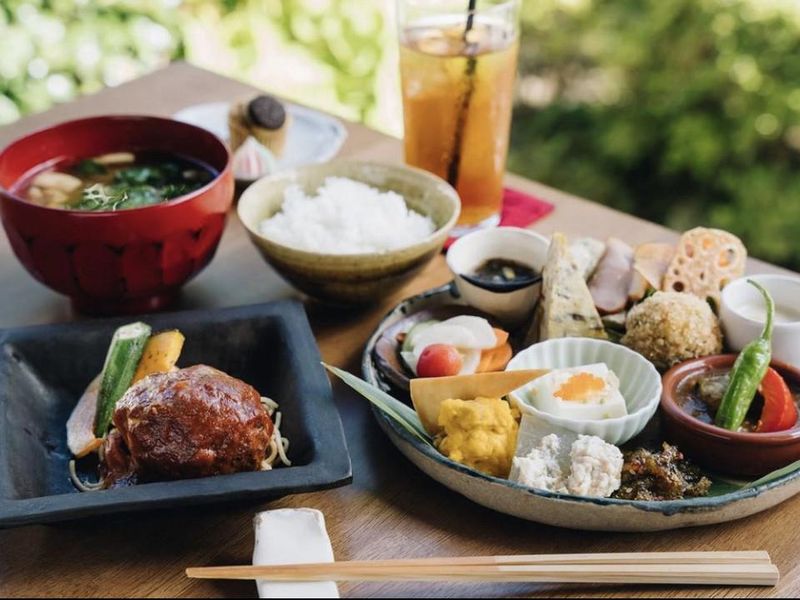 古民家レストランカフェ　穂庵のアルバイト・バイト求人情報-01