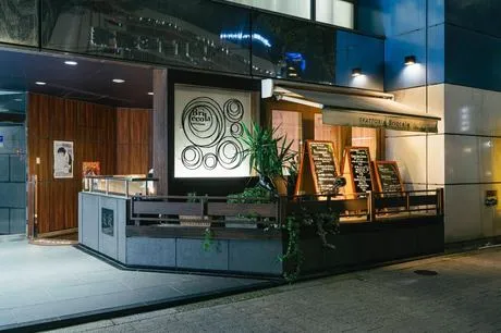 TRATTORIA Briccola(トラットリア ブリッコラ)　勤務地:東京都新宿区新宿3丁目のアルバイト・バイト求人情報-08