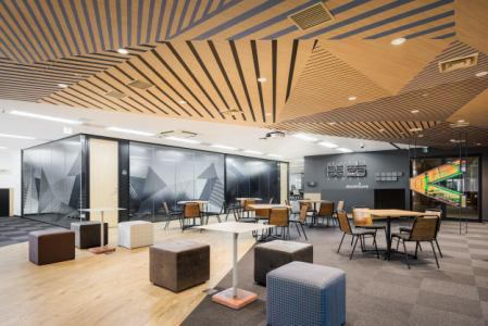 アクセンチュア株式会社　東京オフィスのアルバイト・バイト求人情報-05