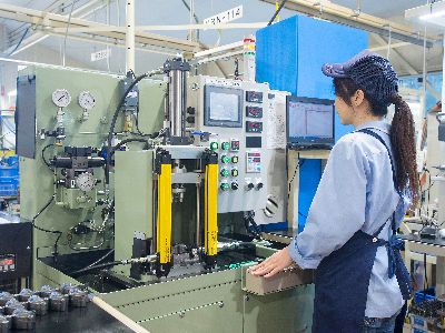 株式会社ツボサカ精工のアルバイト・バイト求人情報-03