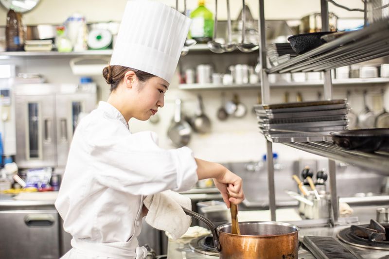 株式会社リーガロイヤルホテル広島のアルバイト・バイト求人情報-01