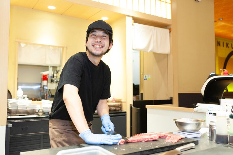 焼肉食堂605のアルバイト・バイト求人情報-01