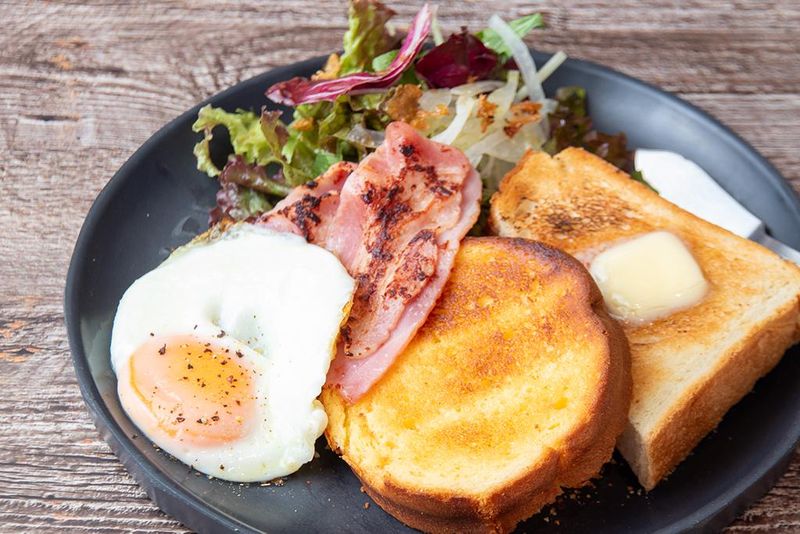 SLOW JET COFFEEのアルバイト・バイト求人情報-02