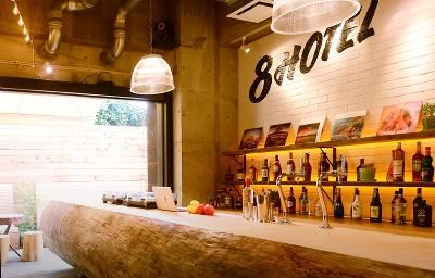8LOUNGEのアルバイト・バイト求人情報-03