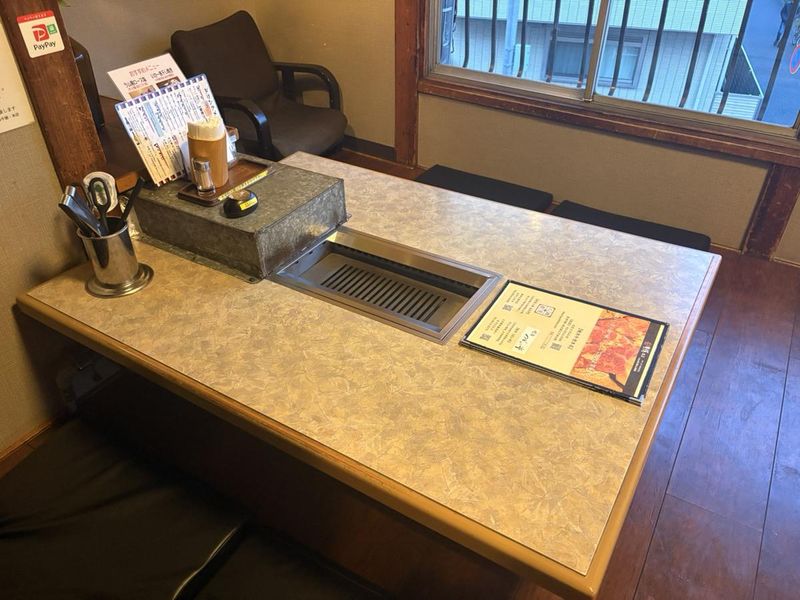 焼肉牛徳本店(有限会社德フーズ)のアルバイト・バイト求人情報-03