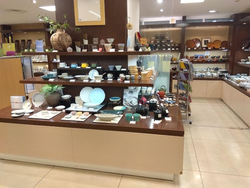 遠鉄百貨店　本館7階　和洋食器売場のアルバイト・バイト求人情報-03