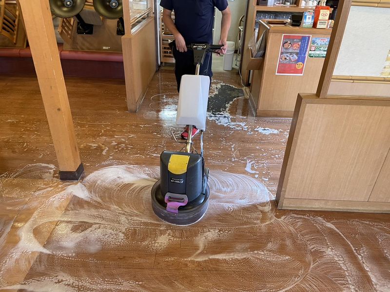 日美装建株式会社のアルバイト・バイト求人情報-03