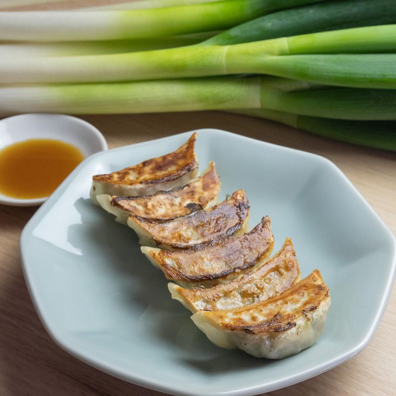 東の餃子本店のアルバイト・バイト求人情報-03