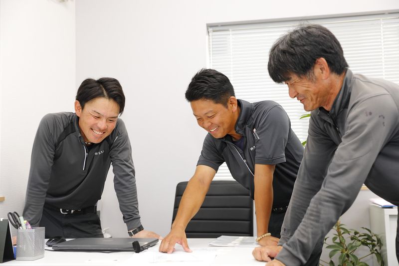 株式会社クレストの求人・転職情報