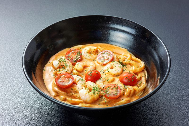 「UDON NOODLES　FUJIやま茶寮」　株式会社つぼぐちフードサービスのアルバイト・バイト求人情報-02
