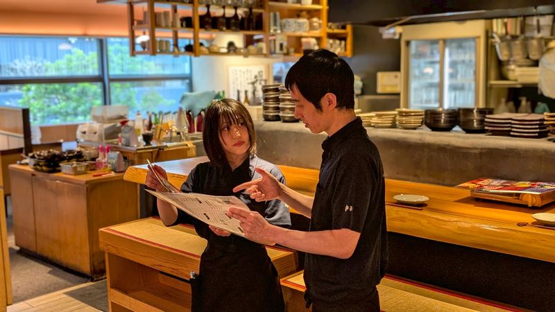 博多もつ鍋やまや　新宿マインズタワー店　(株式会社やまやコミュニケーションズ)のアルバイト・バイト求人情報-04