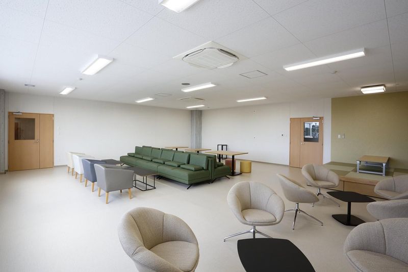 尾家産業株式会社 浜松営業所内