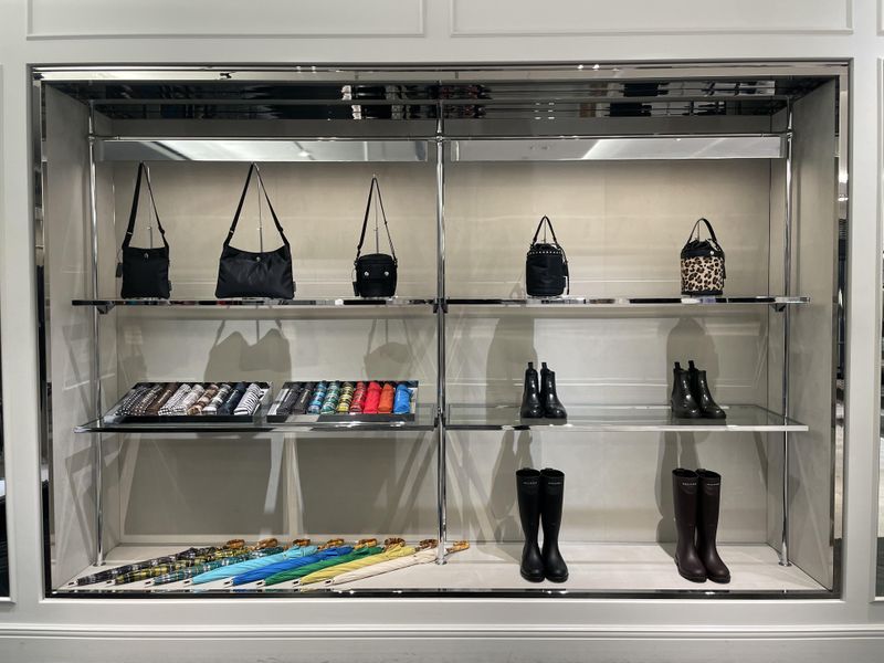 MACKINTOSH GINZA SIX店のアルバイト・バイト求人情報-04