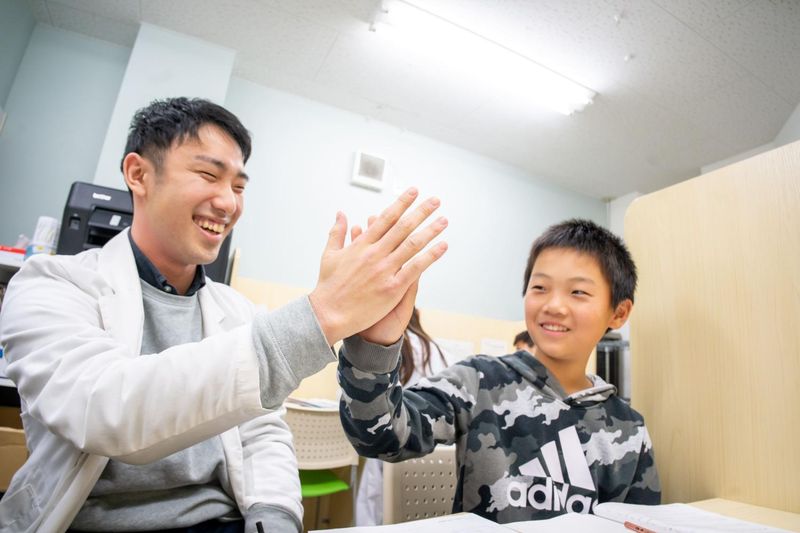 個別指導塾「まんてん個別」加古川教室のアルバイト・バイト求人情報-03
