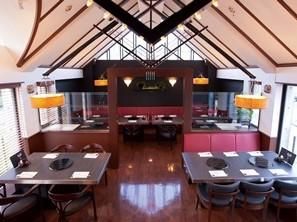 みかげ館　但馬牛石焼ステーキ　(にしむら珈琲御影店 3階)のアルバイト・バイト求人情報-02