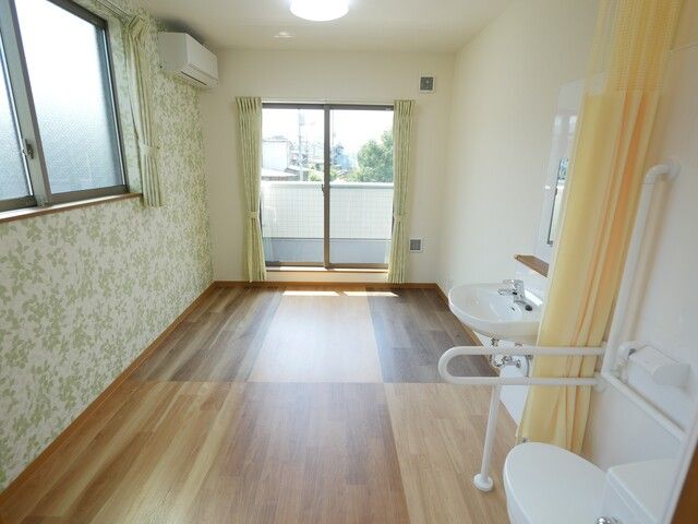 株式会社GET　住宅型有料老人ホーム月桃雄町のアルバイト・バイト求人情報-03