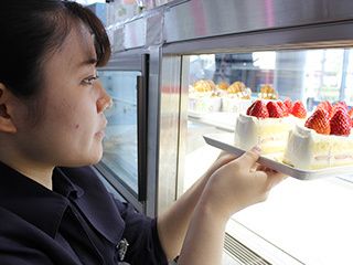 株式会社シュゼット アンリ・シャルパンティエ　渋谷ヒカリエShinQs東横のれん街店のアルバイト・バイト求人情報-05