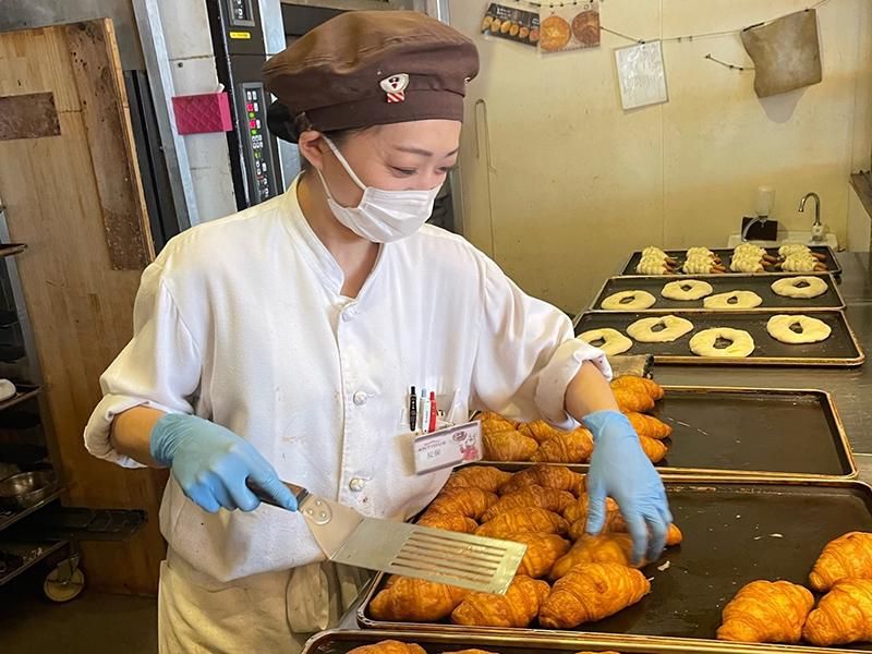 ハートブレッドアンティーク　クロスタワーア・ベイ青森店のアルバイト・バイト求人情報-03