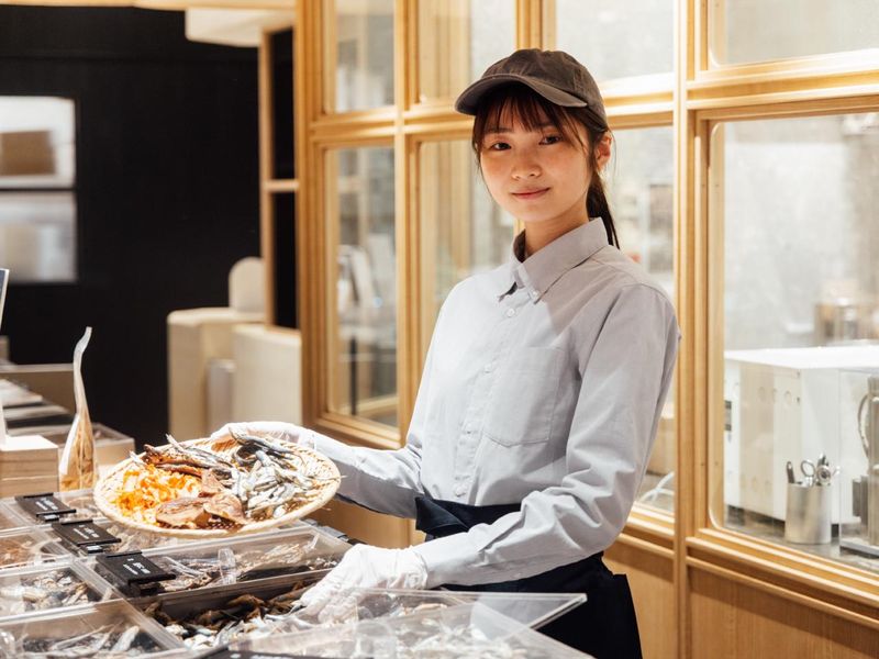 だし尾粂 麻布台ヒルズ店のアルバイト・バイト求人情報-05