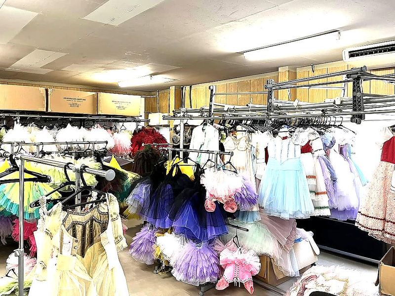 有限会社アルモワール・ドゥ・コステュームの求人・転職情報