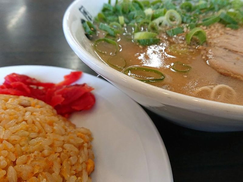 博多長浜ラーメン風び　原本店のアルバイト・バイト求人情報-02