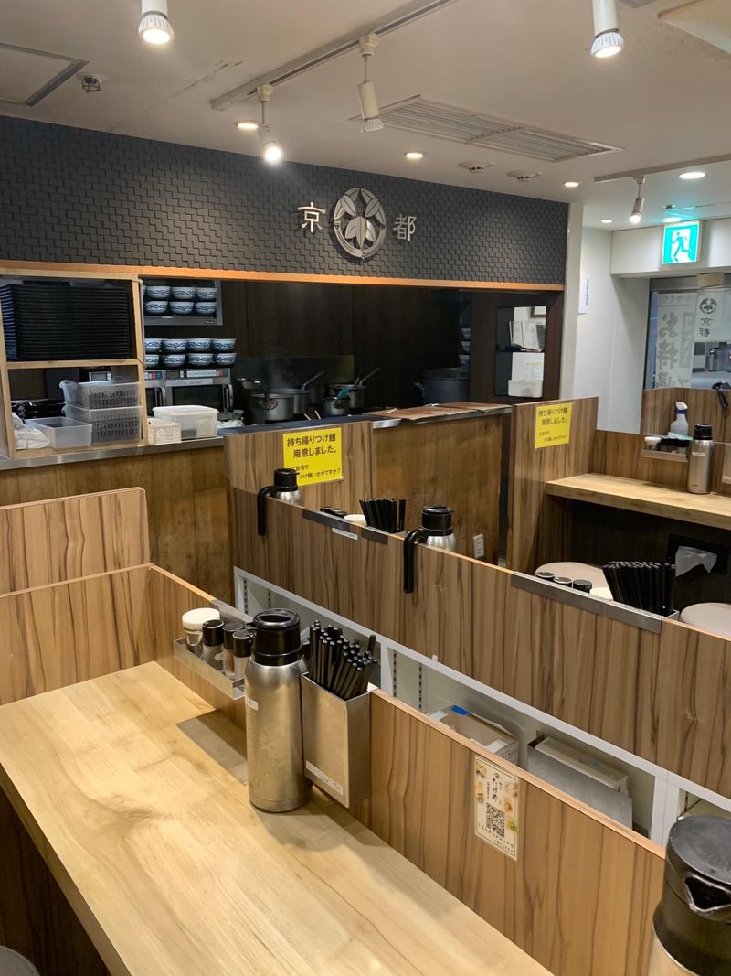 麺屋たけ井　阪急梅田店のアルバイト・バイト求人情報-05