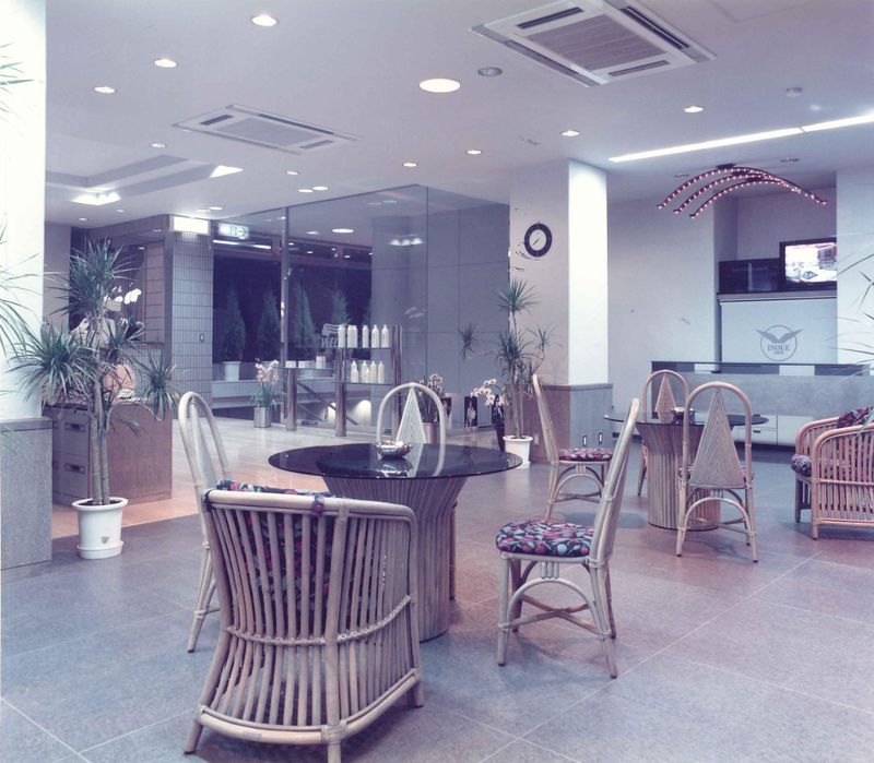 ヘア　イノウエの求人・転職情報-04