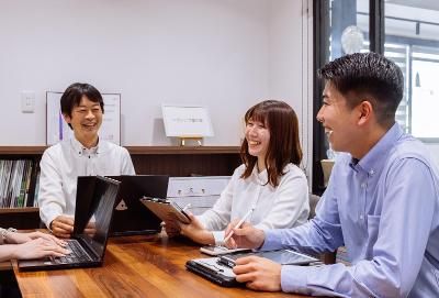 株式会社Ｊ　ｆｏｒｃｅｓ　ｏｎｅ　ＨＯＬＤＩＮＧＳの求人・転職情報