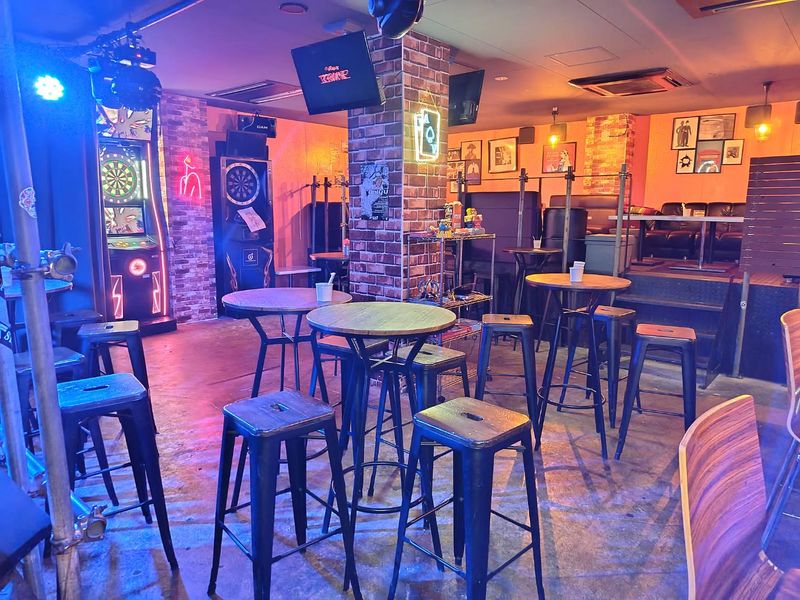 アミューズメントBAR　party　TRUMPのアルバイト・バイト求人情報-01