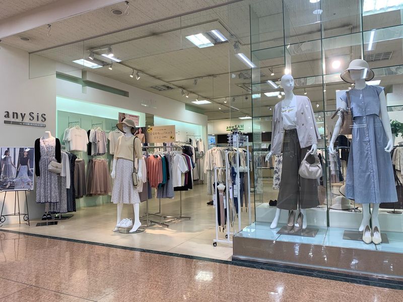 any SiS・any FAM　フェアモール アピタ松任店の派遣求人情報