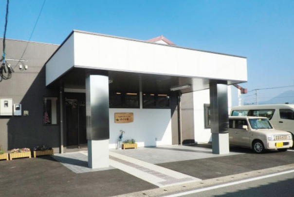 デイサービス　小さな家(社会福祉法人とみのはら福祉会)のアルバイト・バイト求人情報-01