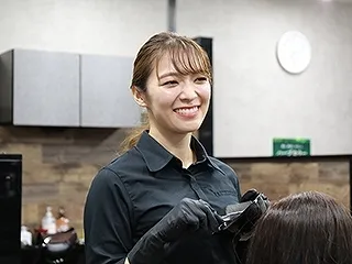 Best Color 山口西宇部店のアルバイト・バイト求人情報-08