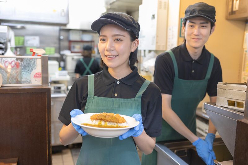 株式会社メトロプロパティーズ/C&C 大手町店のアルバイト・バイト求人情報-04