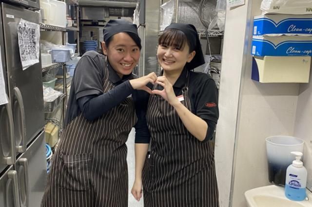 ウエスト　うどん　北大牟田店の求人情報